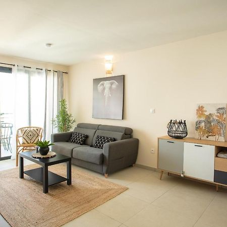 M Safirina Appartement Saint-Paul Buitenkant foto